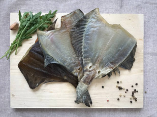 Сурские гренки Шашлык (100 гр): Камбала камчатская вяленая без икры