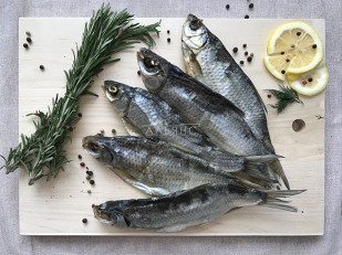 Сурские гренки Шашлык (100 гр): Вобла вяленая астраханская крупная