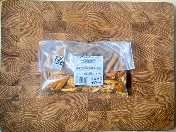 Сыр 150 гр ГОРНЫЙ СЫРОВАР (Ассорти копчёный с укропом и чесноком) в Дмитровграде