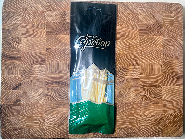 Сыр 60 гр ГОРНЫЙ СЫРОВАР (Нити копчёные) в Дмитровграде