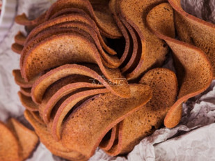 Диспенсеры для снеков: Ресторанные гренки с креветкой